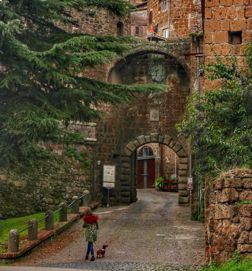 Platea Cavour Sutri Exterior foto